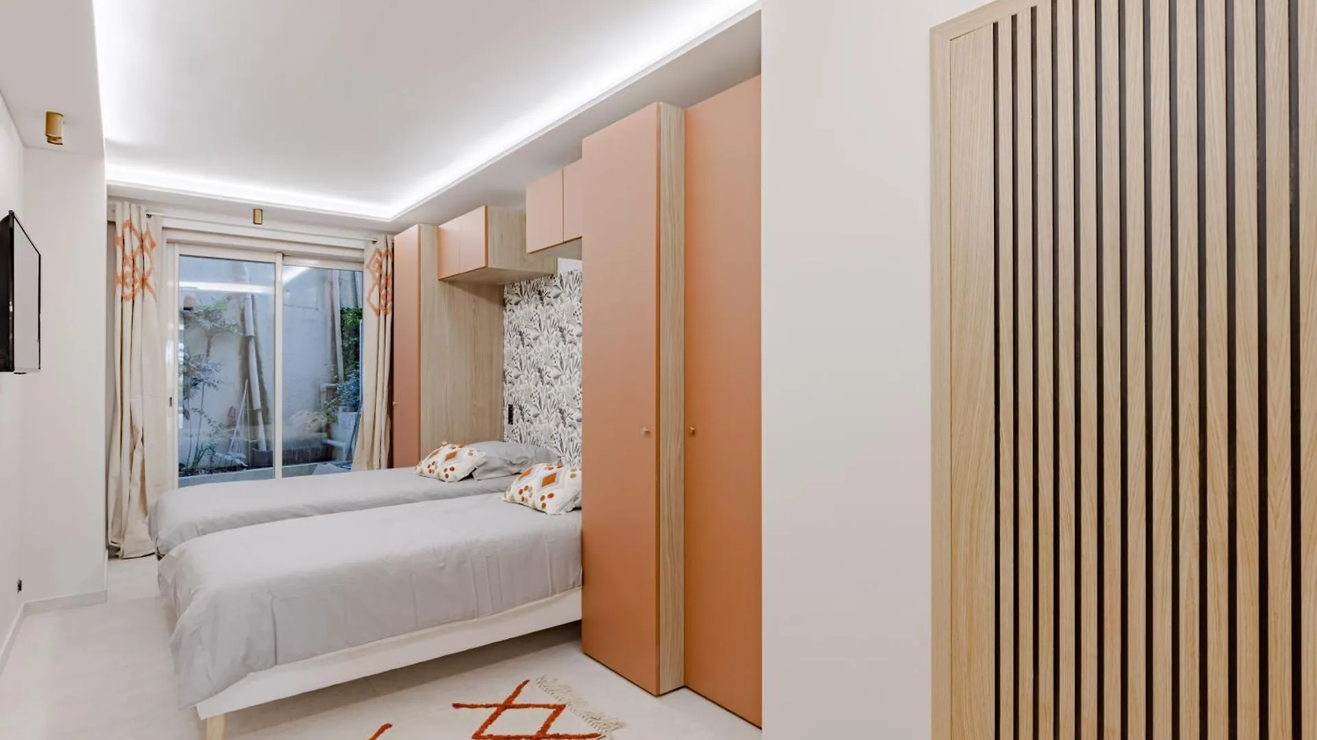 Cannes Apartment Sea View - 18H France